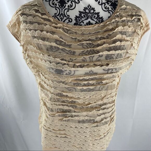 Madewell Tiered Lace Front Silk Top - Picture 4 of 9